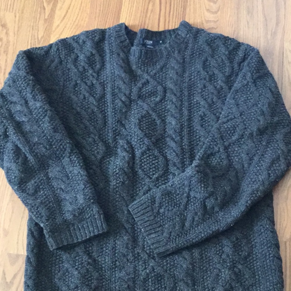 Gorgeous J Crew Men’s Sweater Reduced